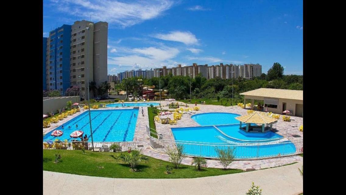 Hotel Golden Dolphin Com Cafe Da Manha! Piscinas 24H Caldas Novas Kültér fotó