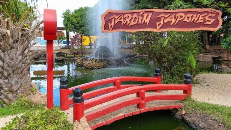 Hotel Golden Dolphin Com Cafe Da Manha! Piscinas 24H Caldas Novas Kültér fotó