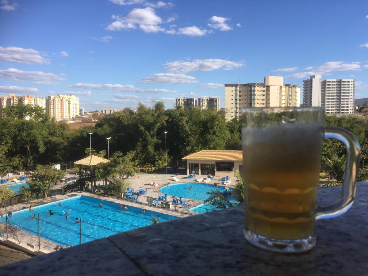 Hotel Golden Dolphin Com Cafe Da Manha! Piscinas 24H Caldas Novas Kültér fotó